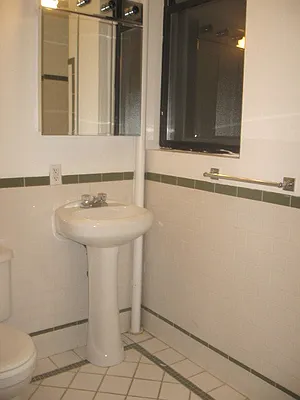 Rented by Urban Real Estate Property Group Inc | media 9