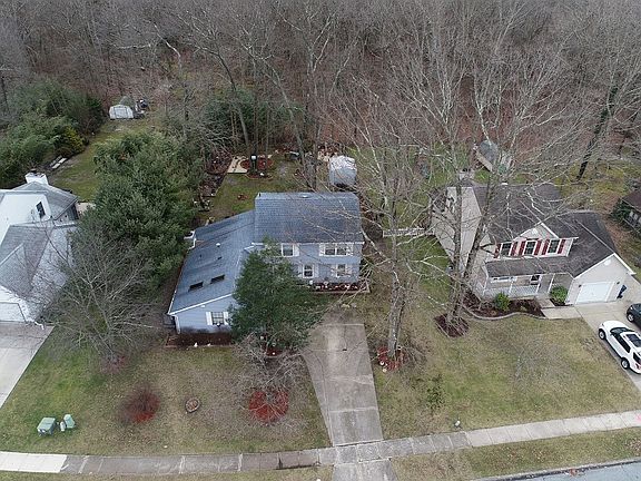 4th image of 1602 Briarwood Dr