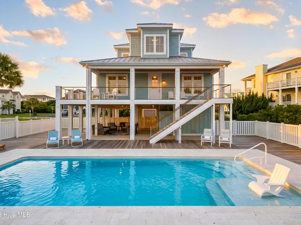 108 Strawflower Drive, Holden Beach, NC 28462