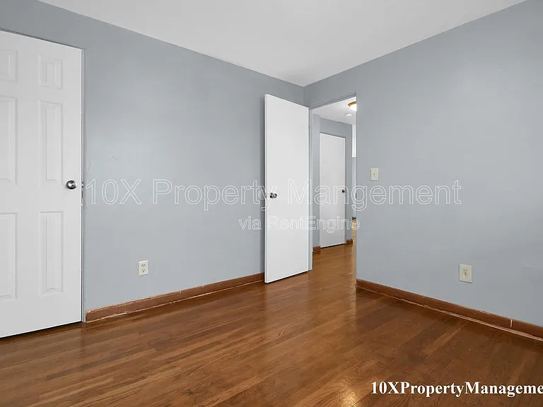 2459 Hiawatha St — Photo 13
