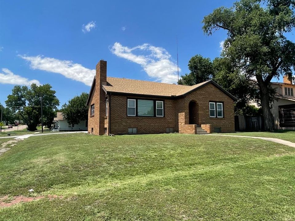 1201 Broadway St, Larned, KS 67550 Zillow
