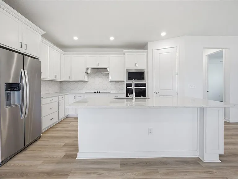 4311 SW 84th St — Photo 9