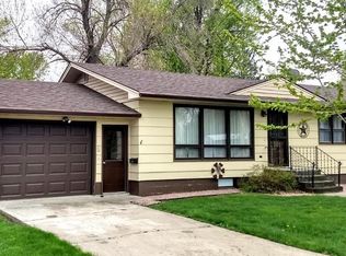 157 E Dewey St, Vesta, MN 56292