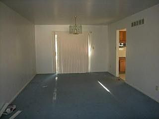 4th image of 1093 Meadowind Ct