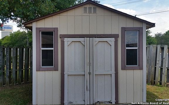 4th image of 11071 White Sands St