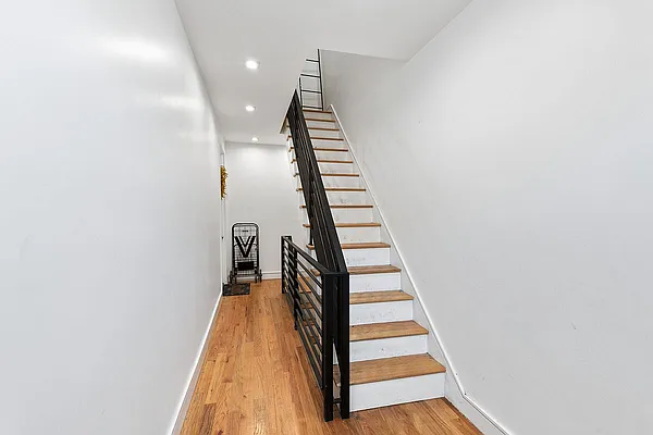 Rented by Corcoran | media 16