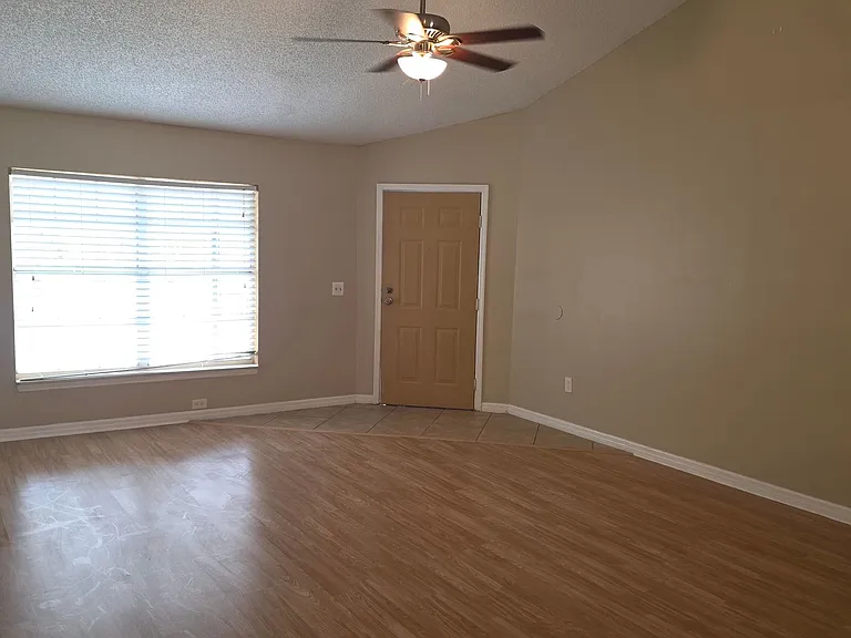 3651 N Goldenrod Rd #208 — Photo 6