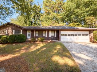 464 Paschal Cir SW, Lilburn, GA 30047