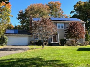 100 Laslo Ter, Fairfield, CT 06825