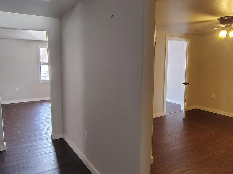 112 W Park St #2 — Photo 9