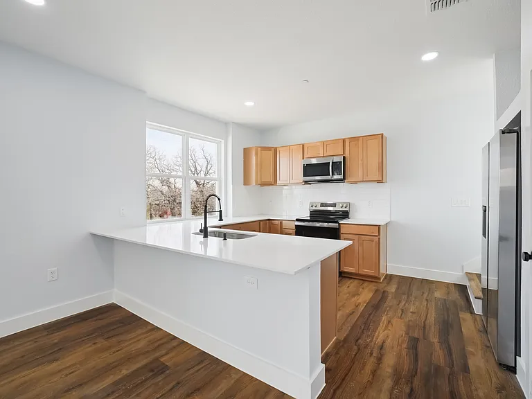 341 Bryan St #3101 — Photo 15