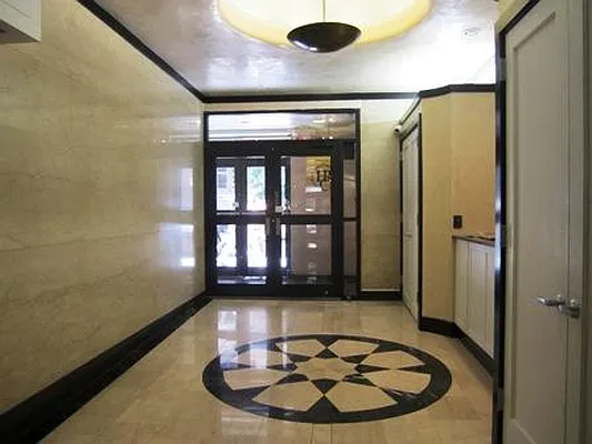 Rented by Mark David | media 44