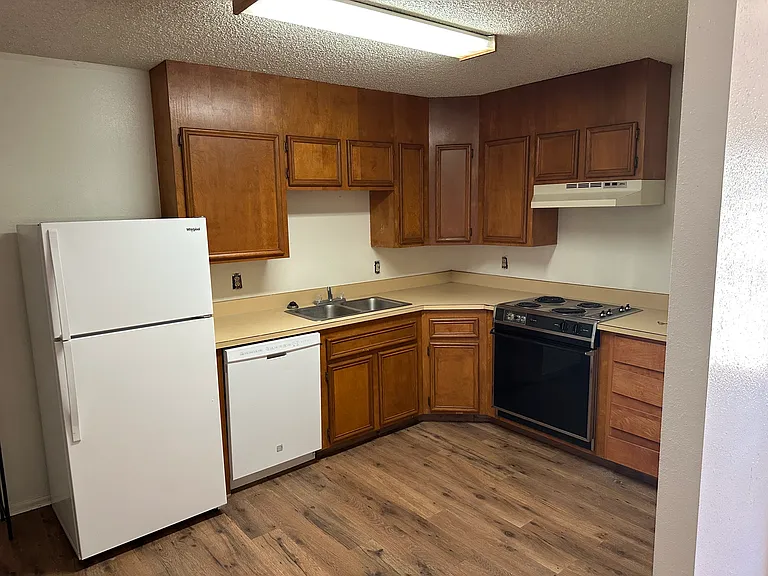 1415 N Jefferson St #2 — Photo 4