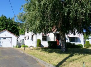 1302 W 10th St, The Dalles, OR 97058