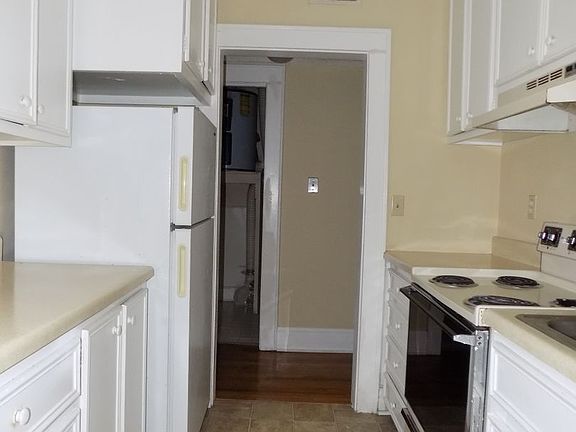 4th image of 806 Barnwell St APT 5