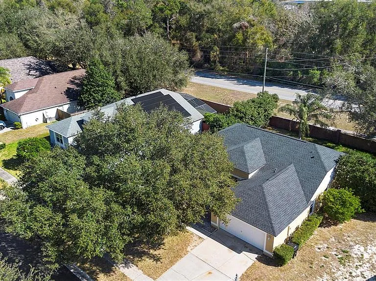 846 Grand Hughey Ct — Photo 35