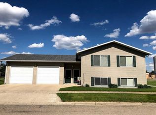 116 1st Ave NW, Mayville, ND 58257
