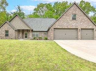 3624 N Dixieland Rd, Little Flock, AR 72756