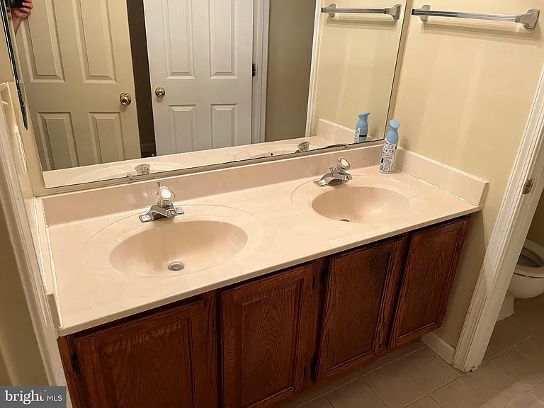 33 Hiddencreek Ct — Photo 24