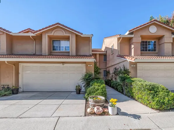 213 Portola Dr, Danville, CA 94506