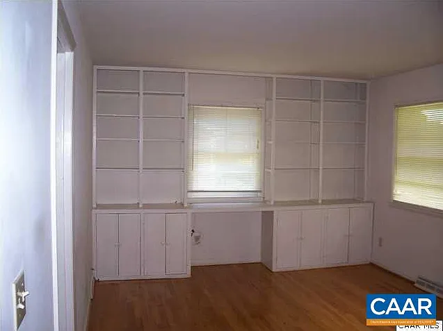 2222 Center Ave #A — Photo 3