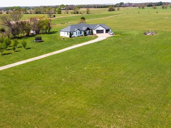 7990 E Farm Road 116, Strafford, MO 65757