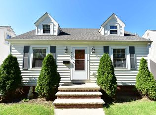 4132 W 157th St, Cleveland, OH