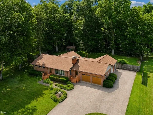 10312 W River Rd, Columbia Station, OH 44028