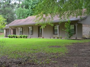 9358 Halls Ferry Rd, Vicksburg, MS 39180