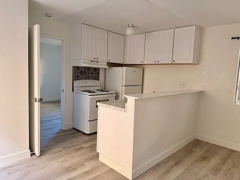 8845 Mira Mesa Blvd #4 — Photo 5