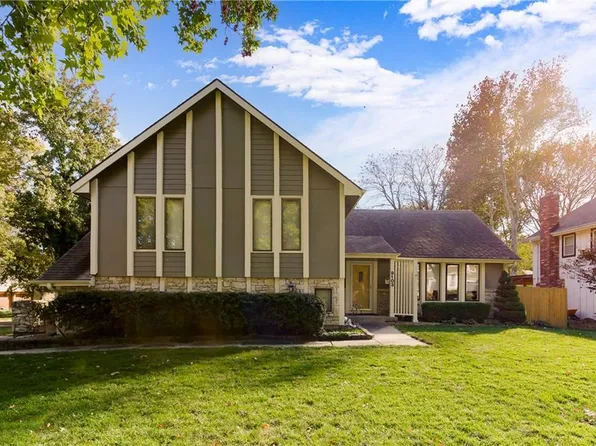 9103 W 91st Ter, Overland Park, KS 66212