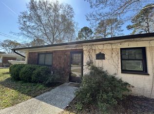 405 Kingston Rd, Wilmington, NC 28409