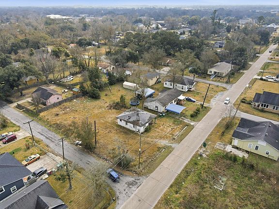 4th image of 810 Texas Ave
