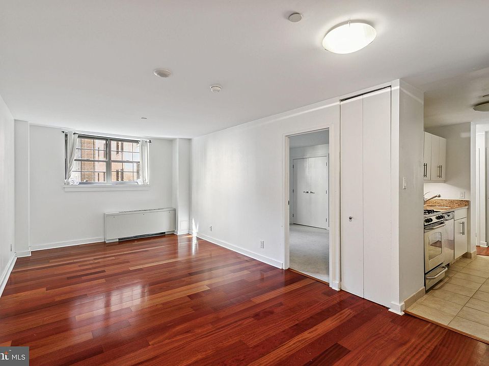 1st image of 219 S 18th St #1119