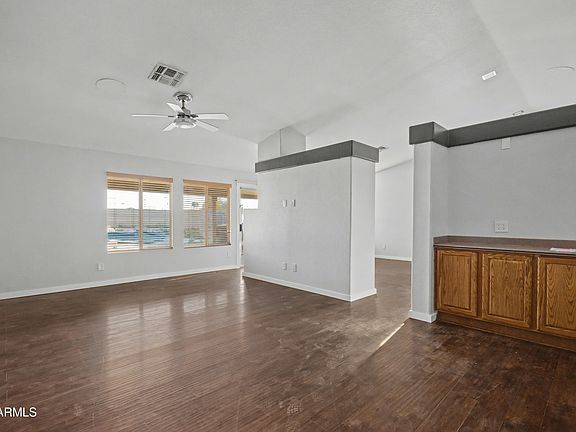 3rd image of 3925 W CHARTER OAK Road