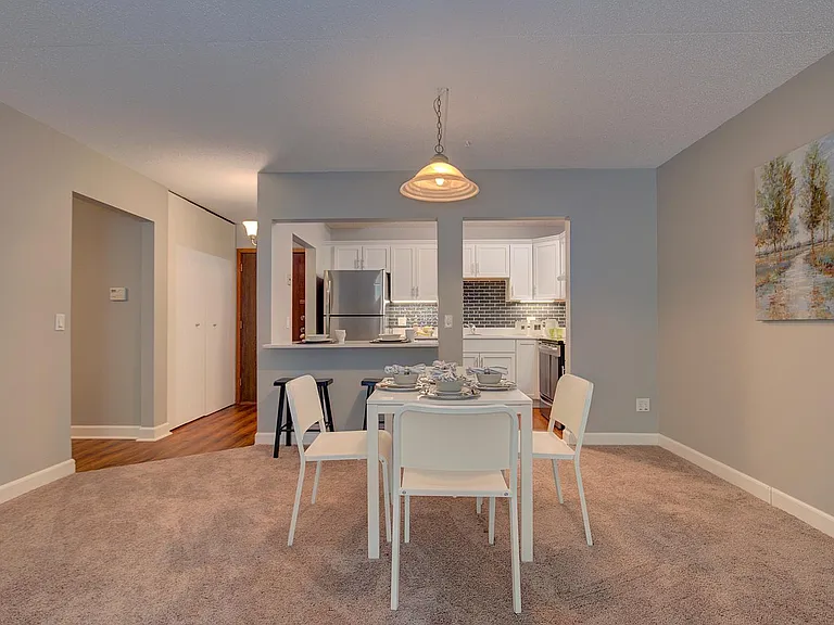 10531 Cedar Lake Rd #213 — Photo 27