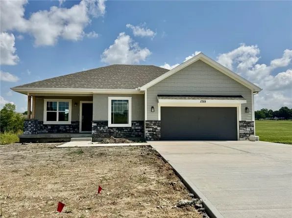 1759 N 157th Ter, Basehor, KS 66007