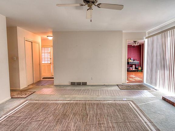 4th image of 9908 Lydia Ave