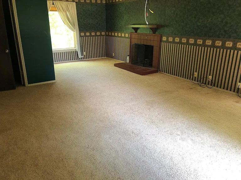 3224 Regency Dr — Photo 10