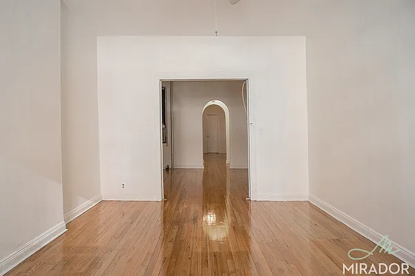 Rented by Mirador Real Estate | media 13