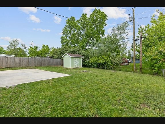 5th image of 3782 Feather Ln