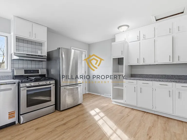 2818 Apache Dr — Photo 5