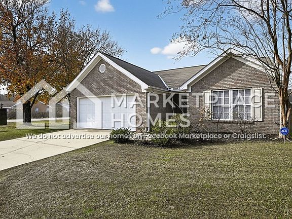 2nd image of 1700 Crabtree Cir