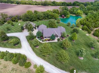 1266 E Country Lane Ct, Mulvane, KS 67110