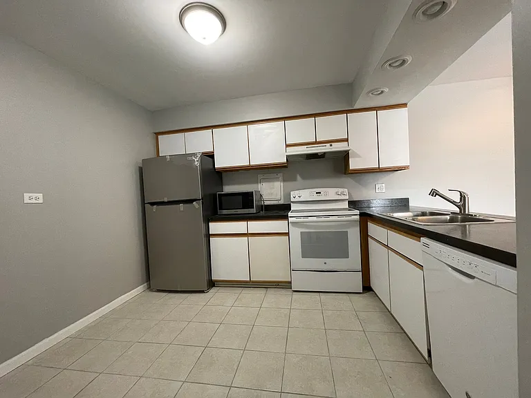 4400 W Euclid Ave — Photo 5