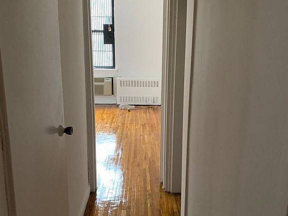 4th image of 328 E 90th St APT 4A
