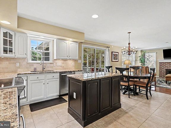 2nd image of 2205 Wynnwood Ct