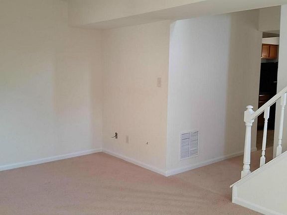 2nd image of 9536 Hagel Cir