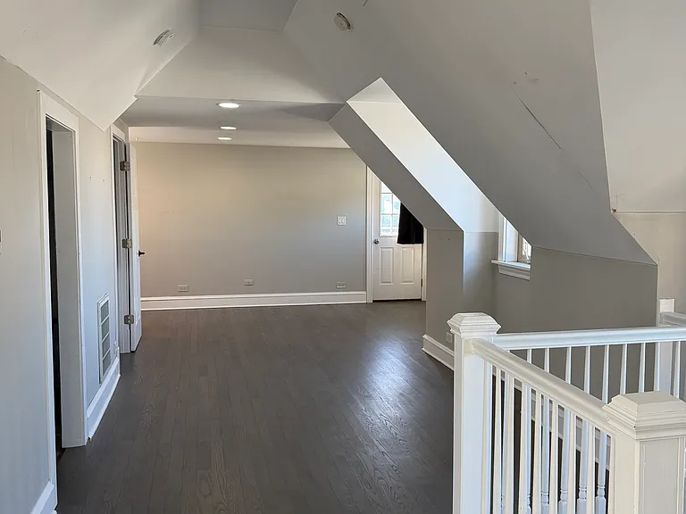 2640 N Lawndale Ave #2 — Photo 5