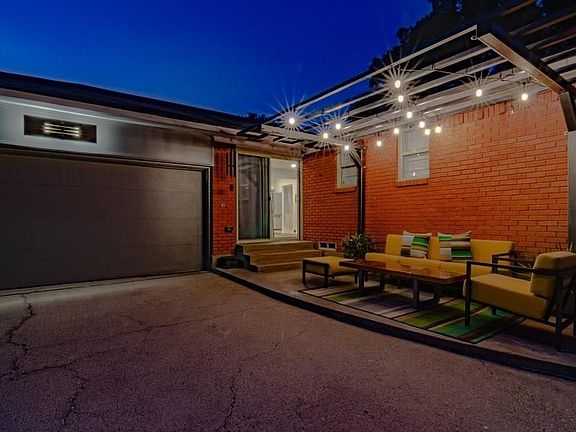 5th image of 2476 Dorrington Dr